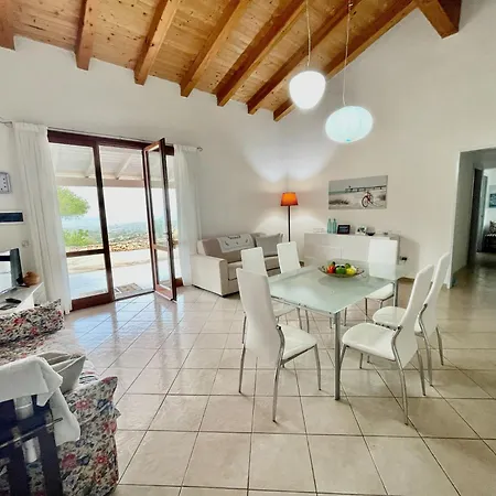 Villa Fiori Con Piscina By Wonderful Italy Olbia