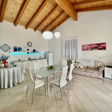 Fiori Con Piscina By Wonderful Italy