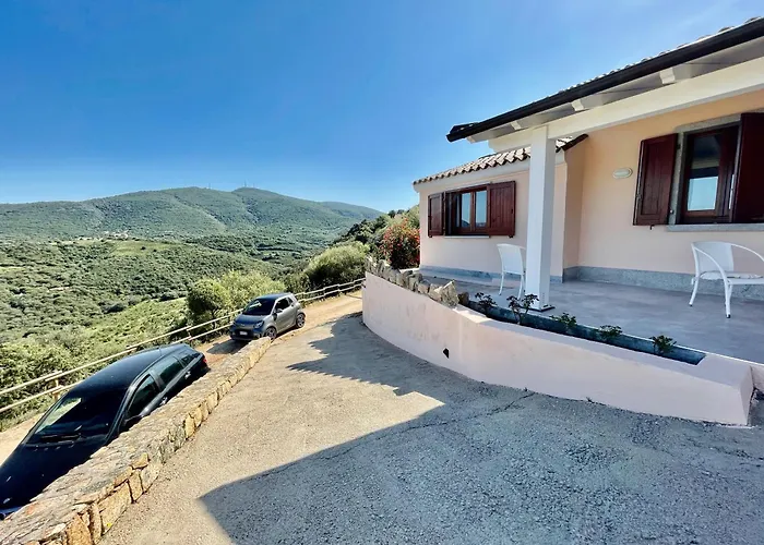 Villa Fiori Con Piscina By Wonderful Italy Olbia