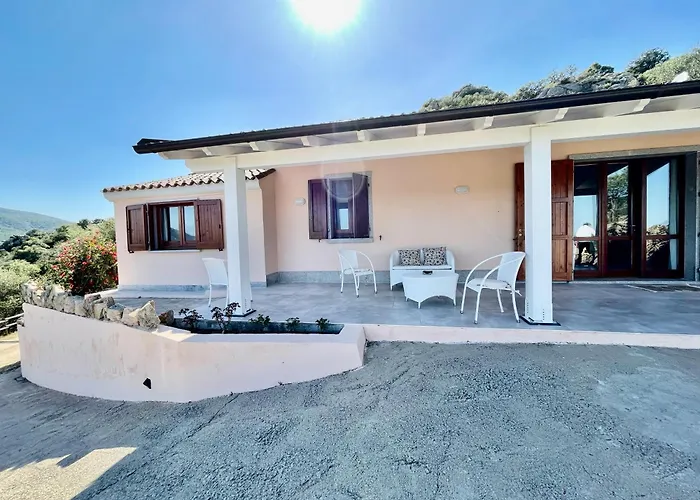 Villa Fiori Con Piscina By Wonderful Italy *