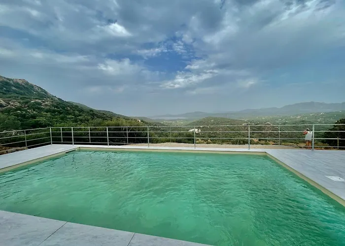 Fiori Con Piscina By Wonderful Italy Olbia